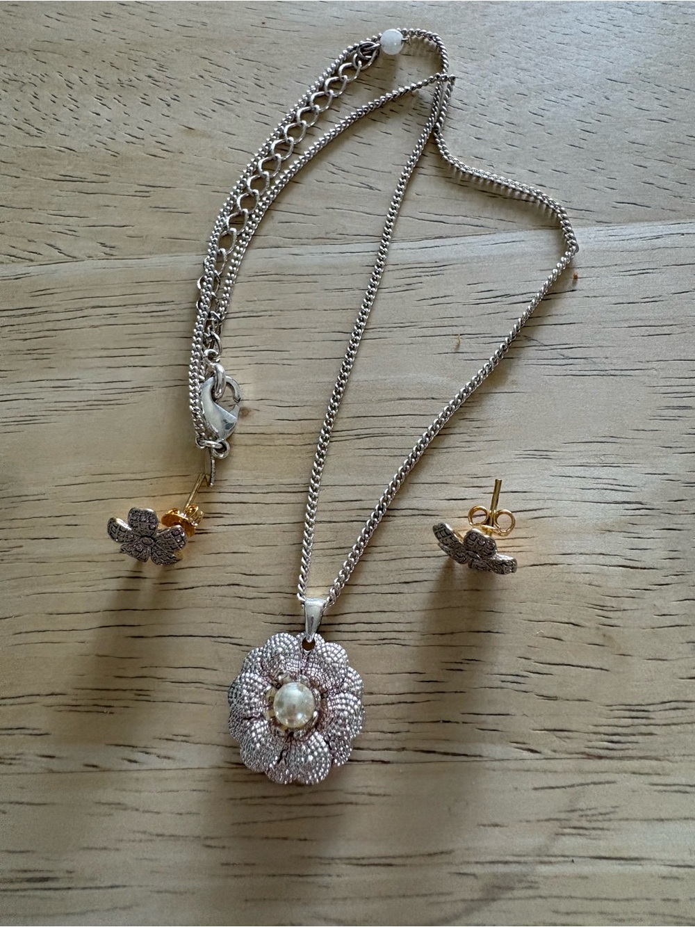 Floral Pearl Pendant Necklace and Stud Earrings - Silver & Rose Gold Tones